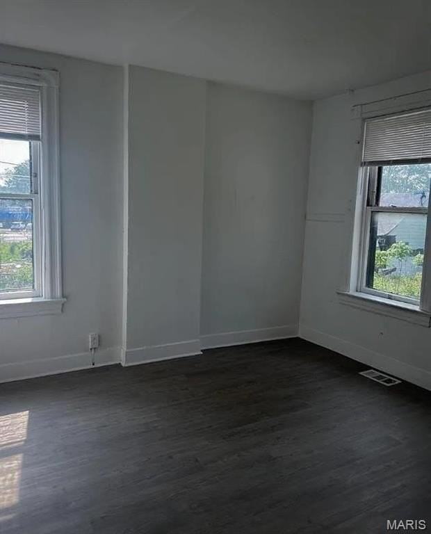 824 Canaan Ave #1F - Photo 3 of 8