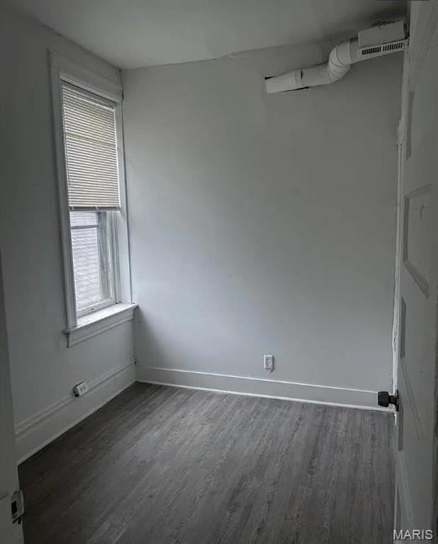 824 Canaan Ave #1F - Photo 7 of 8