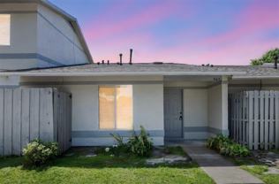 963 Butterfly Blvd - Photo 1 of 1