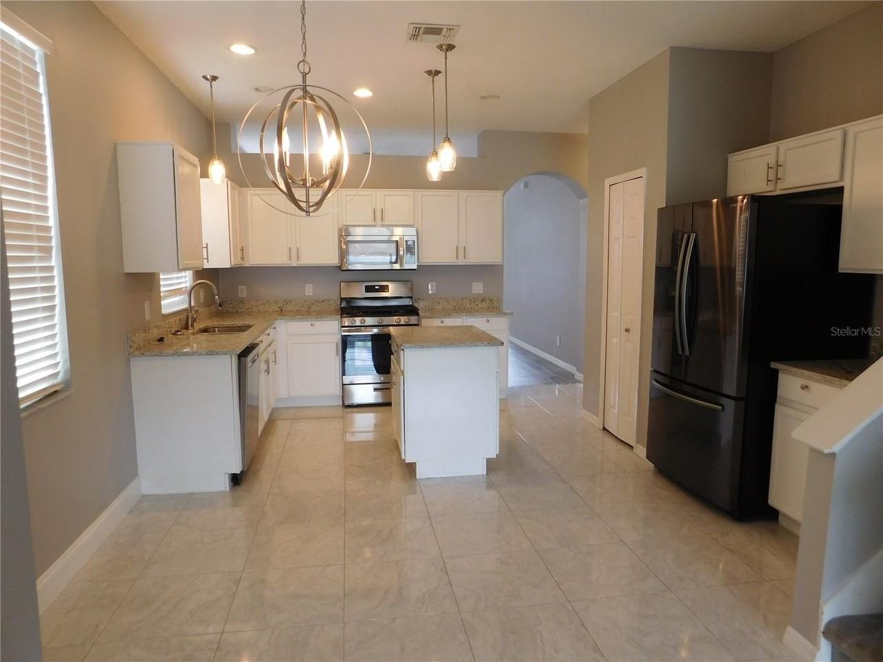 155 Stone Gable Cir - Photo 4 of 36