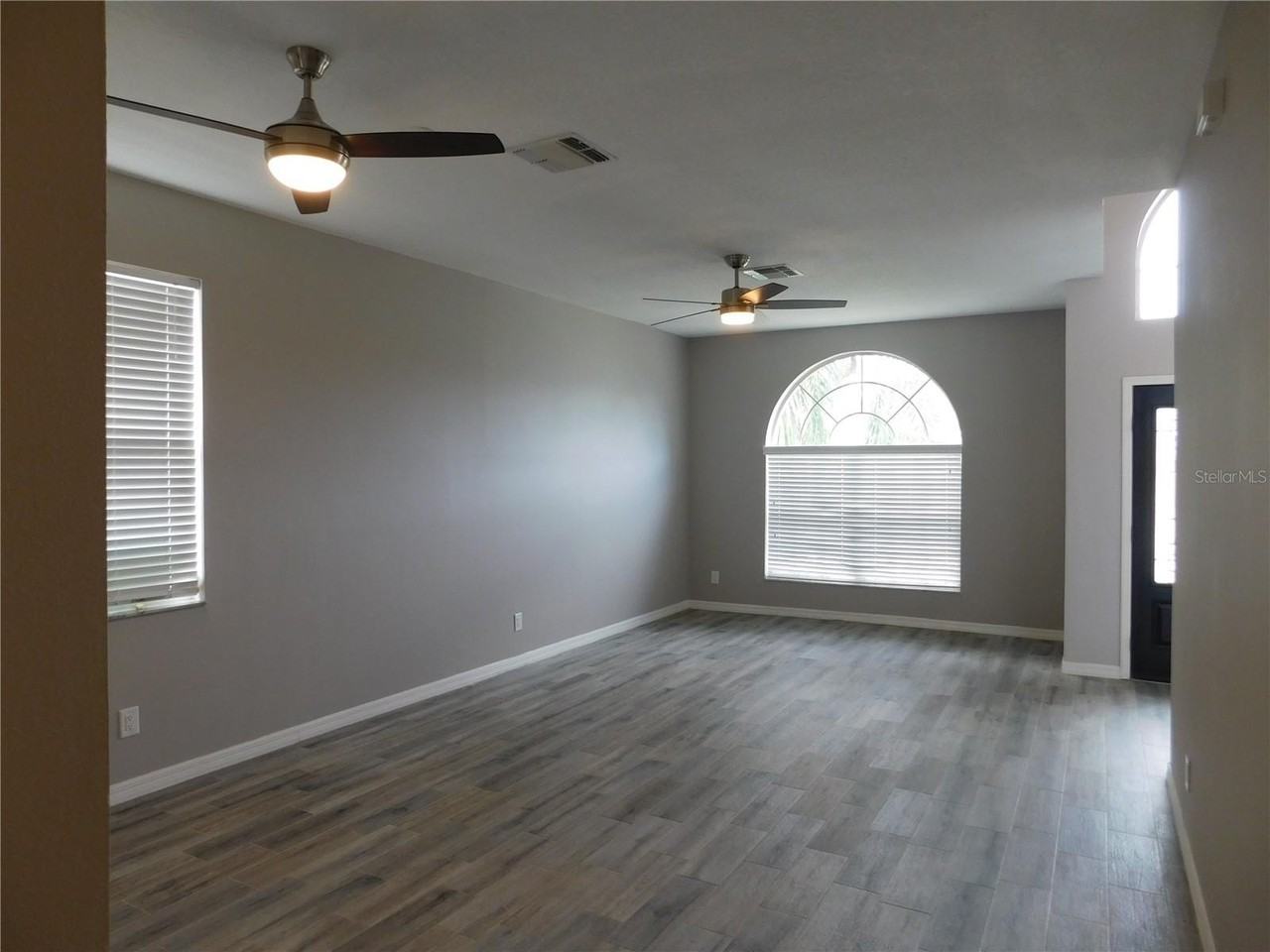 155 Stone Gable Cir - Photo 6 of 36