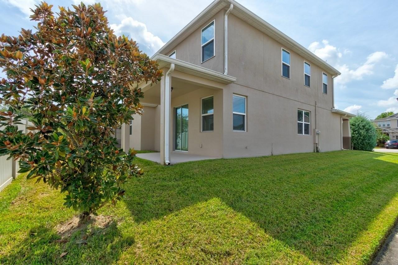 4885 Grassendale Ter - Photo 3 of 27