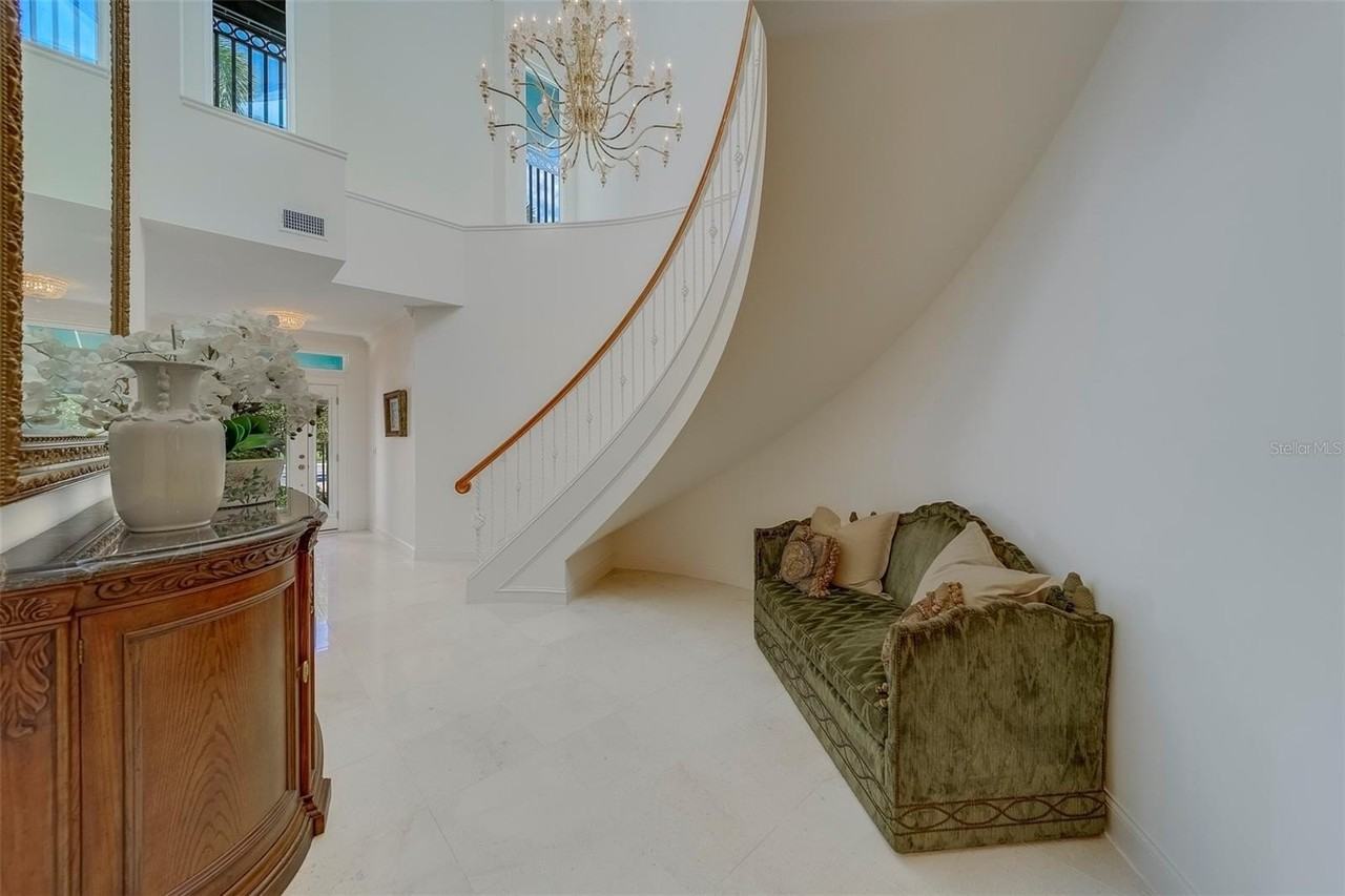 921 Osceola Rd - Photo 4 of 50