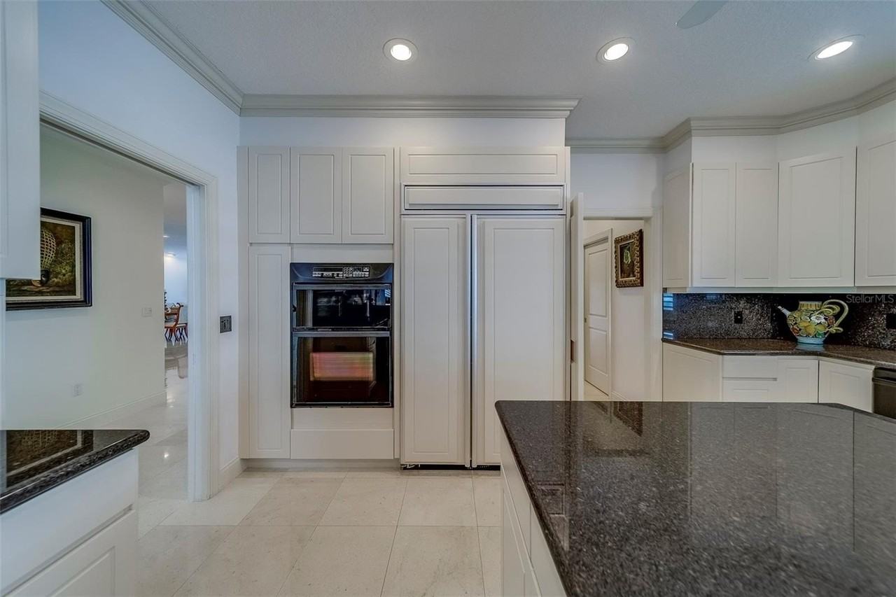 921 Osceola Rd - Photo 7 of 50