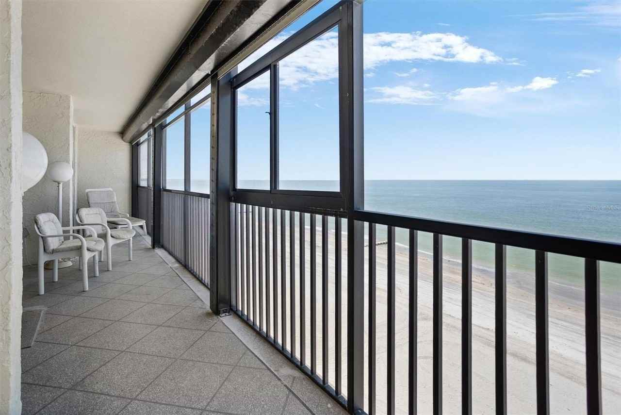 15400 Gulf Blvd #402 - Photo 5 of 50