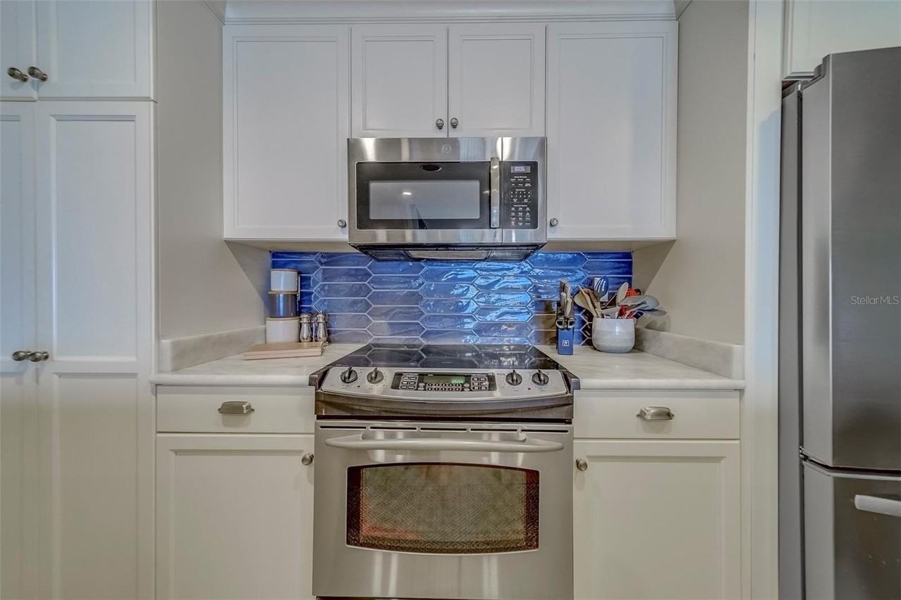 2250 Gulf Blvd #B2 - Photo 7 of 50