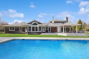 featured image of 8 Niamogue Ln