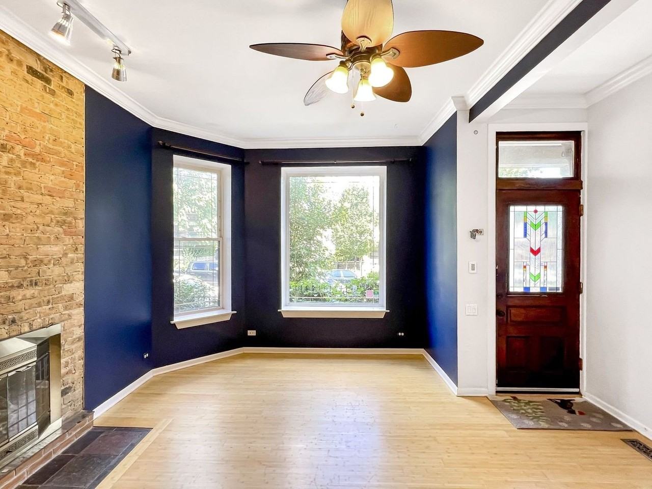 2649 W Evergreen Ave #1 - Photo 2 of 37