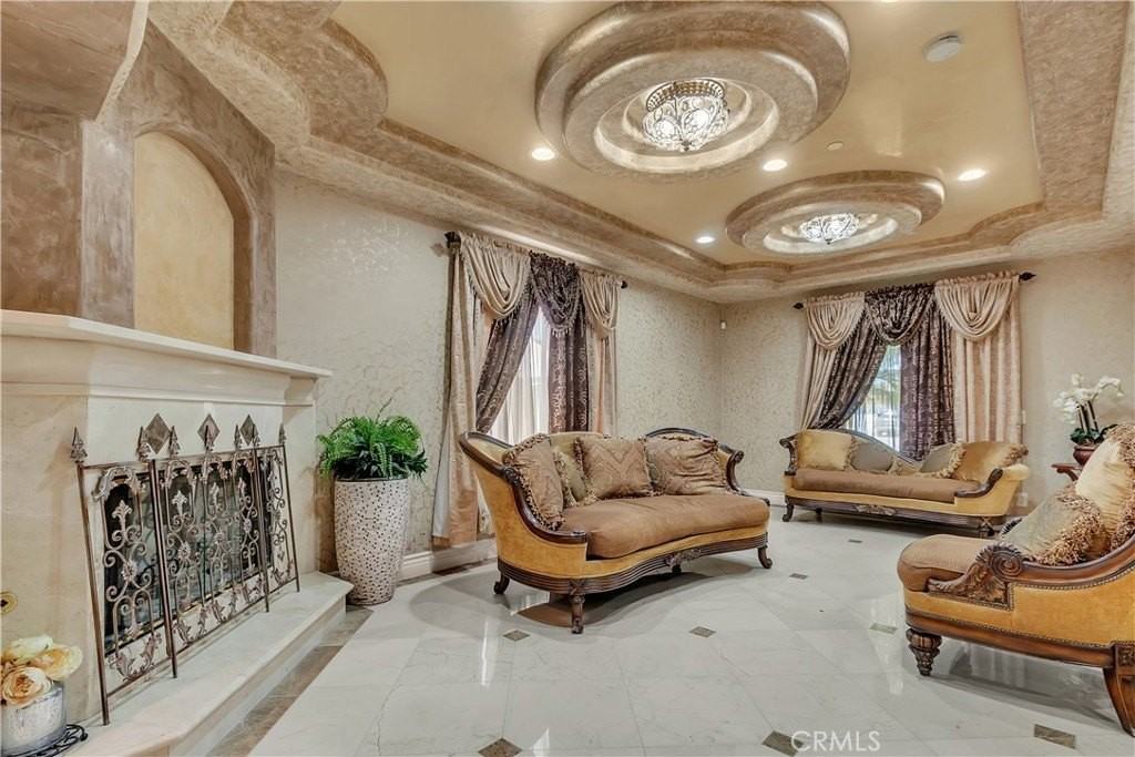 10410 Mattock Ave - Photo 3 of 23