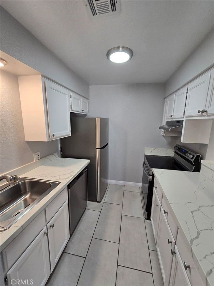 45200 Deep Canyon Rd - Photo 5 of 14