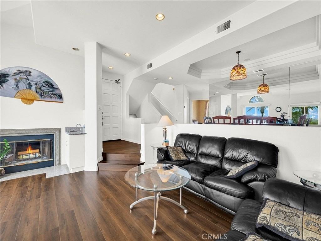 6451 Zuma View Pl #115 - Photo 4 of 29