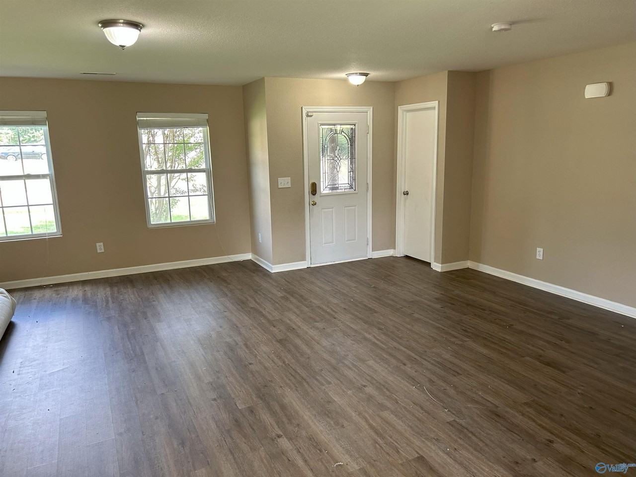 230 Laramie Cir Nw - Photo 2 of 14