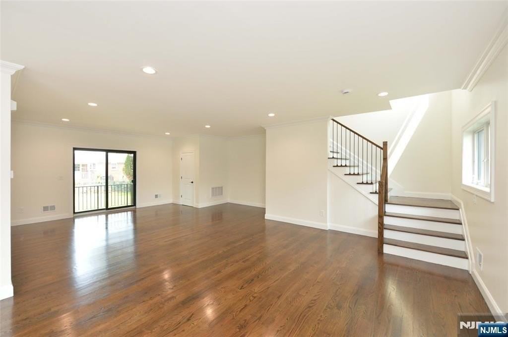 6-10 River Rd - Photo 3 of 27