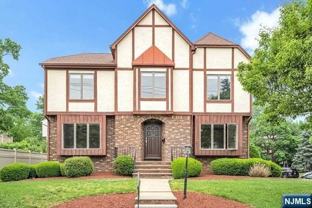 23 Bohnert Pl - Photo 1 of 1