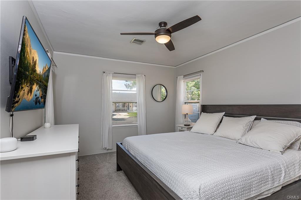 1000 N Ontario St - Photo 2 of 8