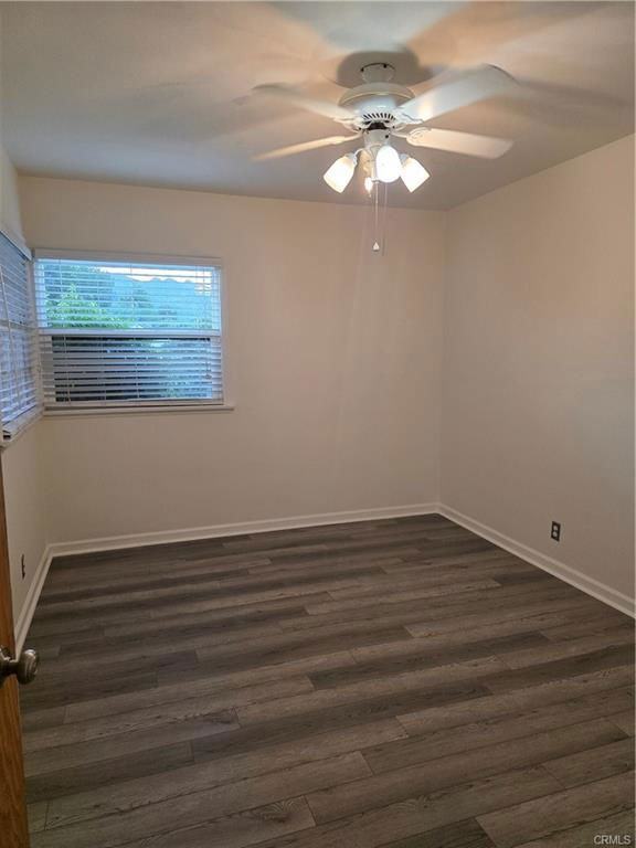 10434 Hillview Ave - Photo 3 of 8