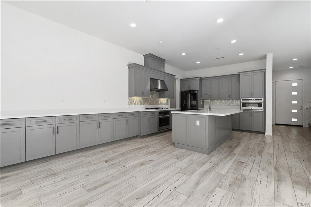 112 Menkar - Photo 4 of 8