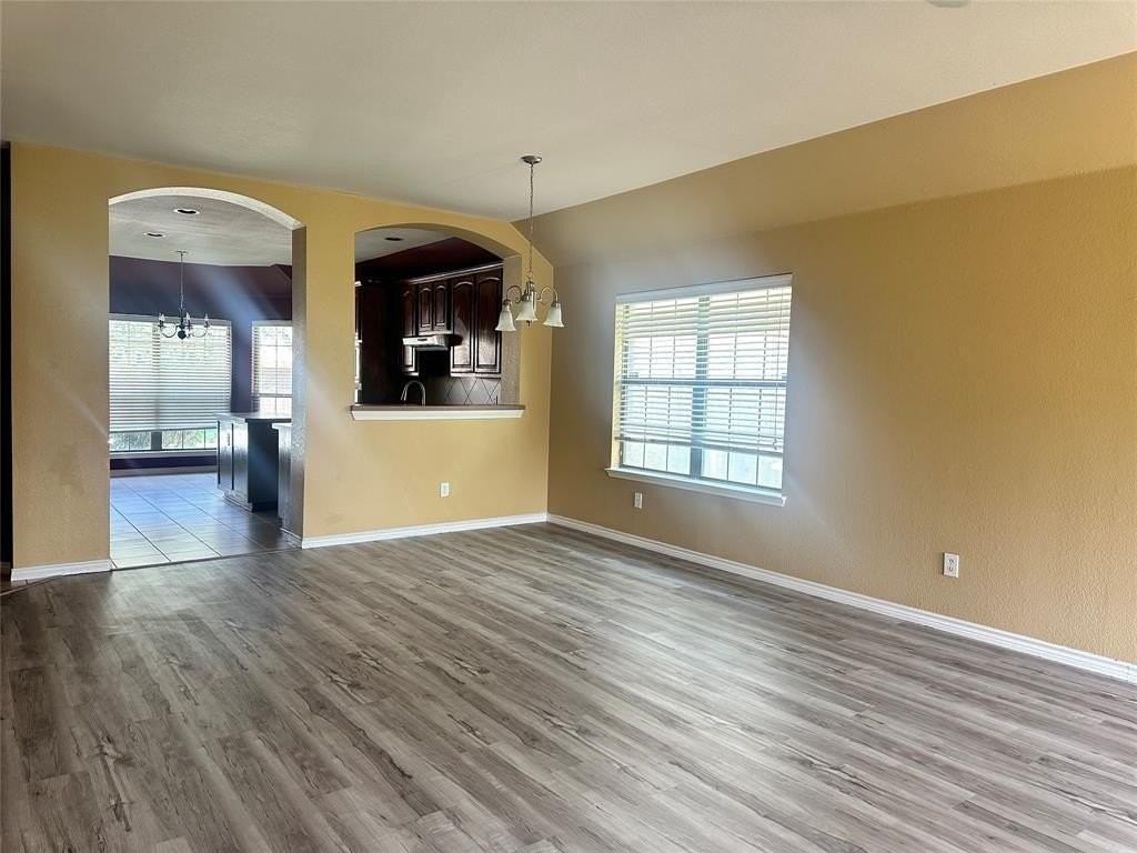 5705 Broken Spur - Photo 4 of 25