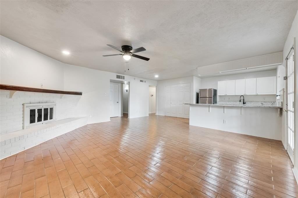 515 Forestwood Dr - Photo 5 of 18