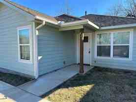 428 E Nelson St - Photo 1 of 1