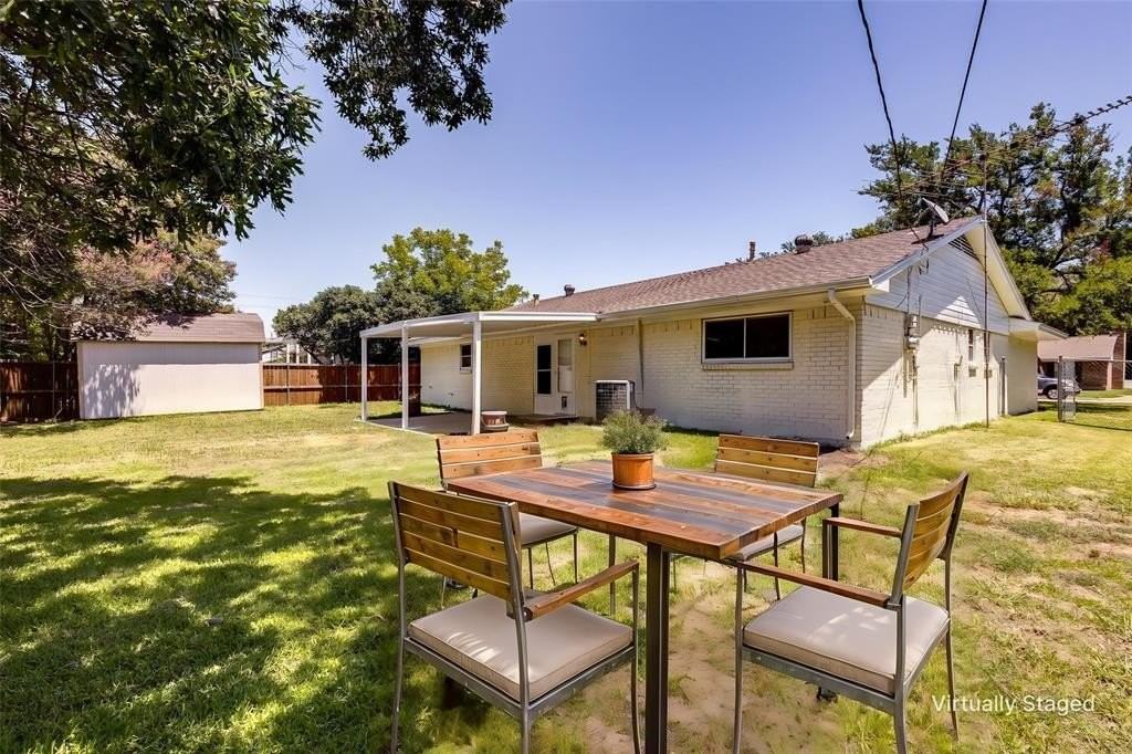 1309 White Cir - Photo 5 of 15