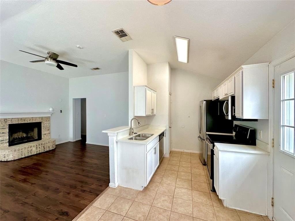 4924 Mountain Ridge Ln - Photo 6 of 24