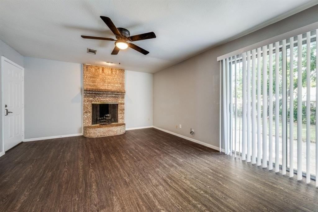 629 Park Ln - Photo 5 of 8