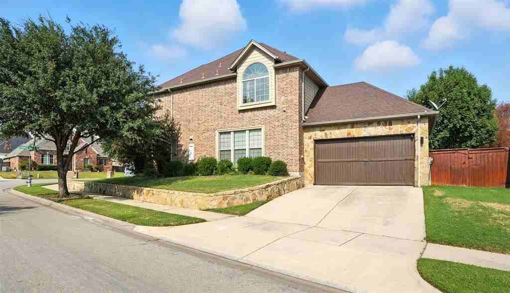 200 Thistle Rdg - Photo 3 of 31