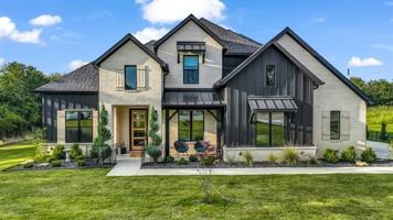 featured image of 141 Lakeside Dr