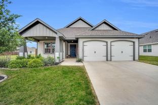 613 Mayfield Dr - Photo 1 of 1