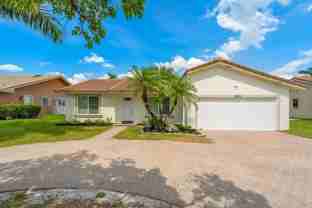 1911 Nw 107th Dr - Photo 1 of 1