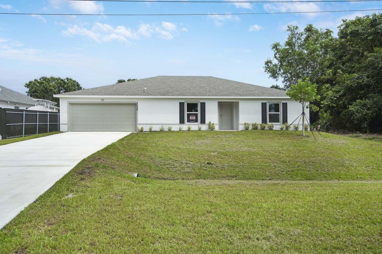 3230 Southeast W Snow Road - Photo 3 of 38