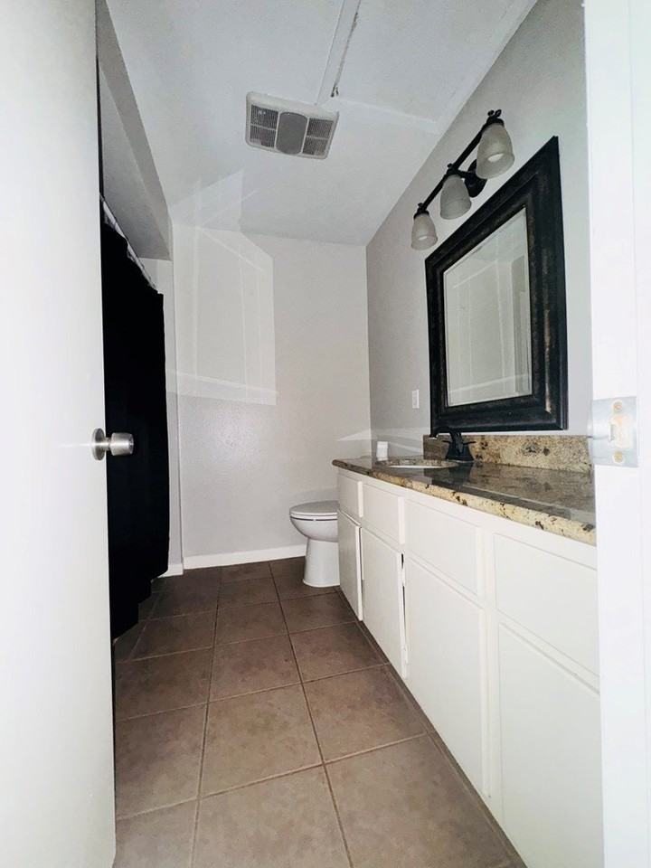 1701 Utah Ave - Photo 7 of 14