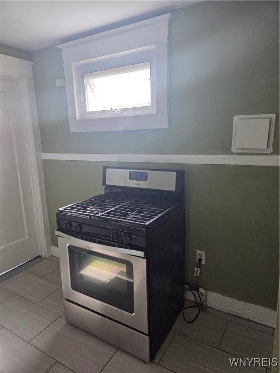 139 Marjorie Dr - Photo 5 of 12