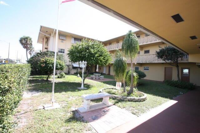 1050 E Sample Rd - Photo 2 of 21