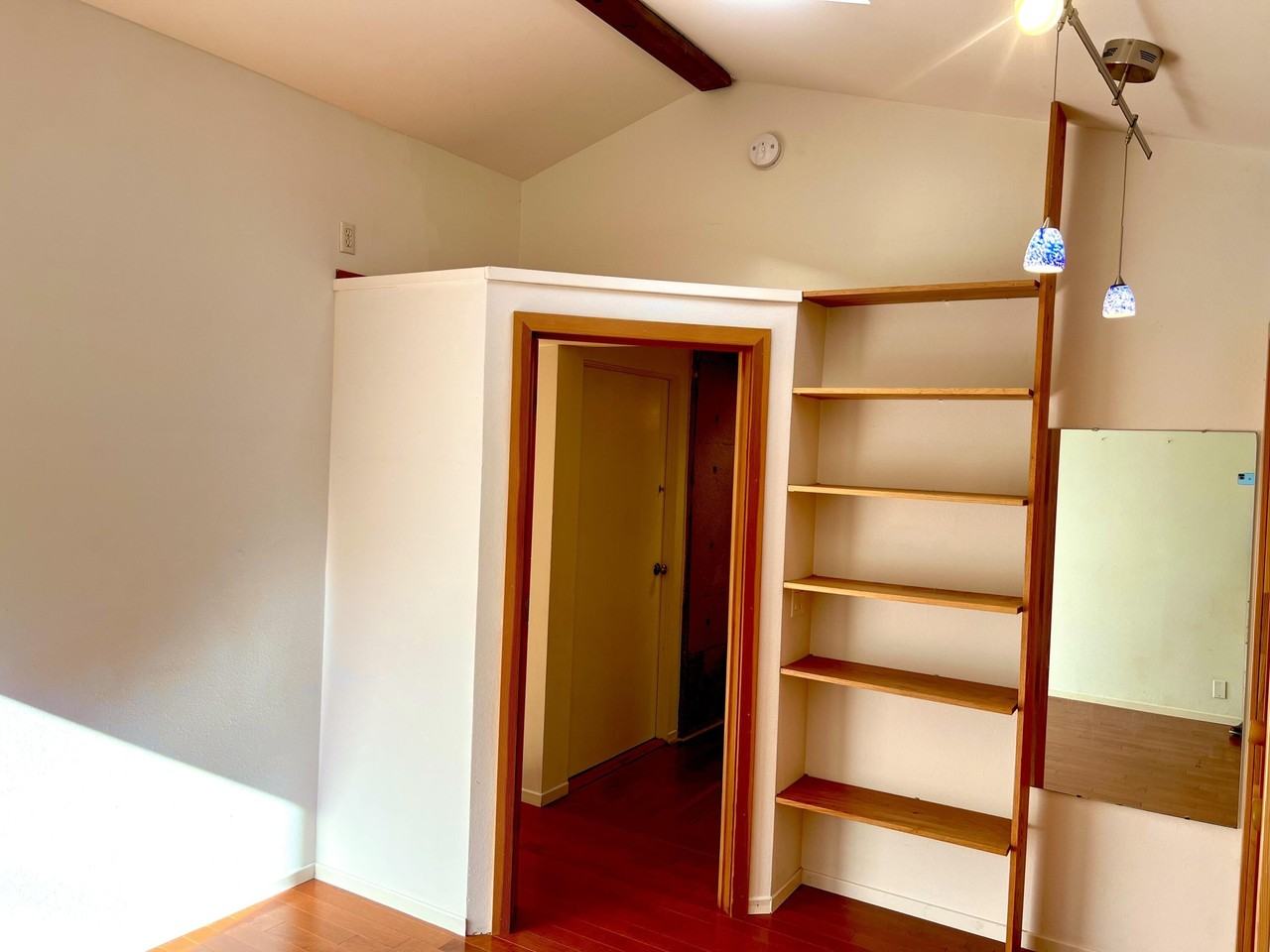 822 Chelham Way - Photo 6 of 10