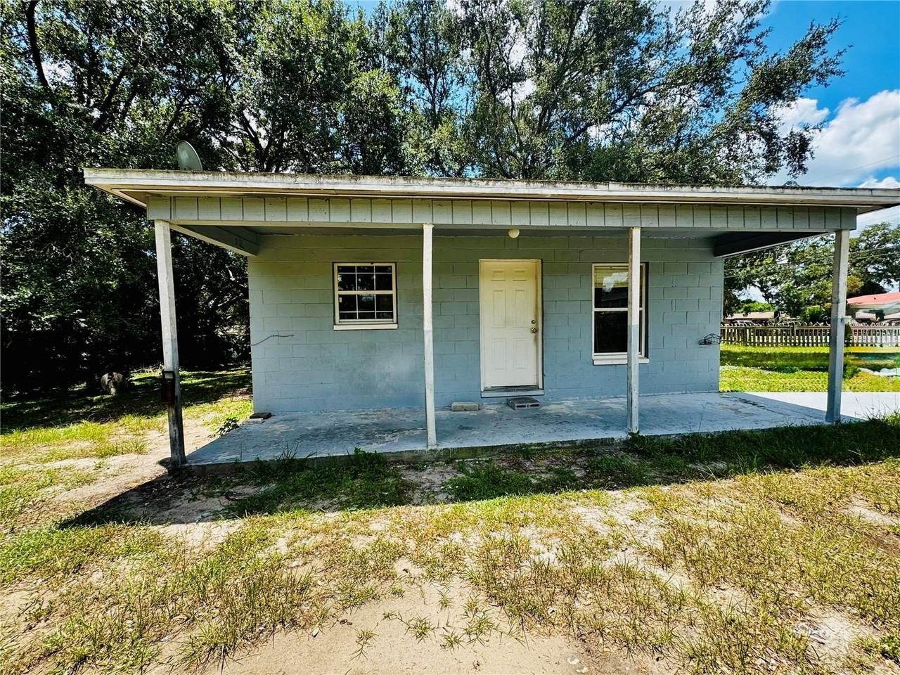 2927 Dudley Dr - Photo 3 of 17