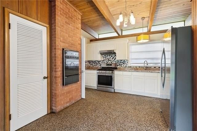 1501 Poinsetta St - Photo 5 of 17