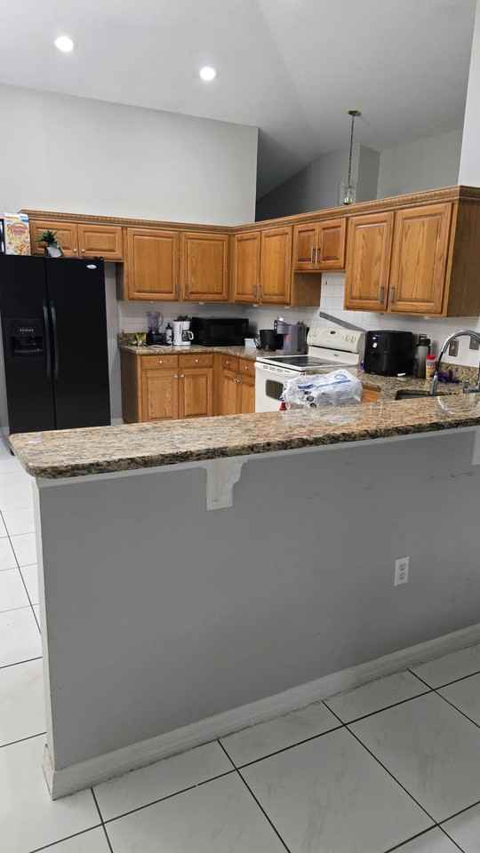 Northfleet Ln - Photo 2 of 9