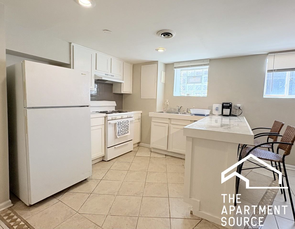 125 South Leavitt Street #B - Photo 3 of 11