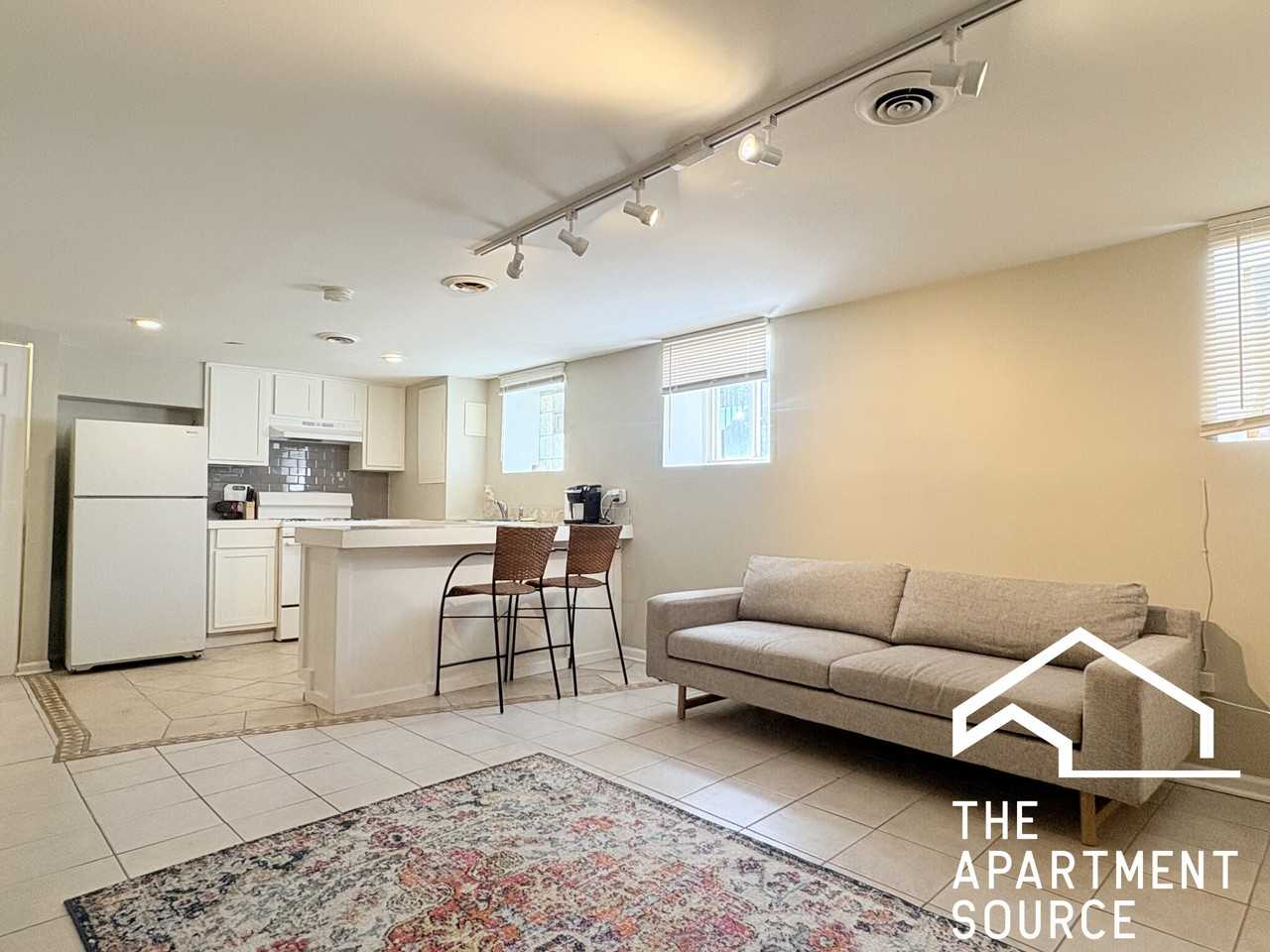 125 South Leavitt Street #B - Photo 5 of 11