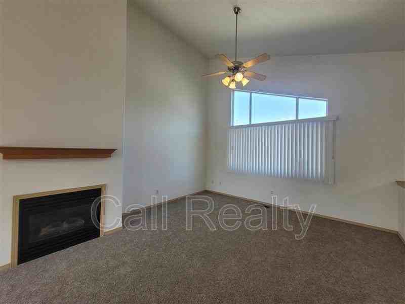 13626 E Riverside Ave - Photo 4 of 15