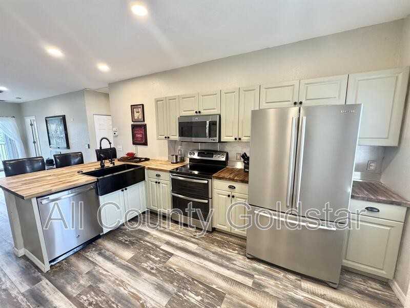 3921 Cape Haze Dr #404 - Photo 3 of 16