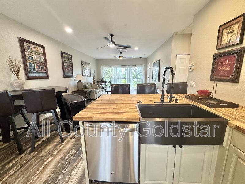 3921 Cape Haze Dr #404 - Photo 5 of 16