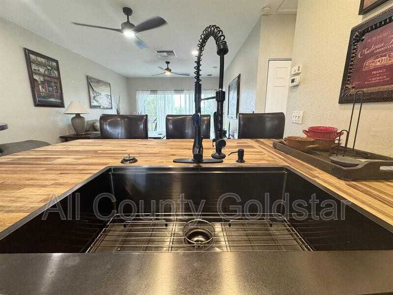 3921 Cape Haze Dr #404 - Photo 6 of 16