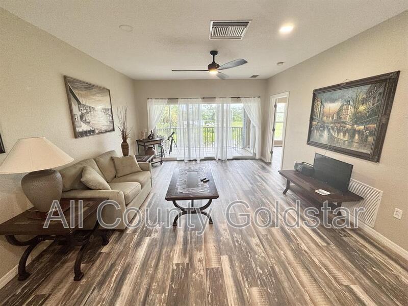 3921 Cape Haze Dr #404 - Photo 7 of 16