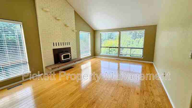 1058 Ne Sol Vei - Photo 7 of 40