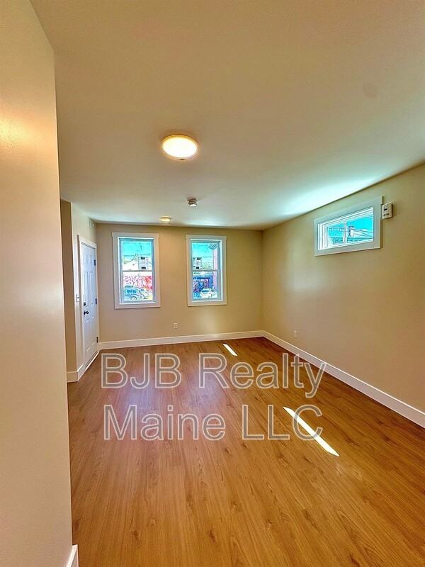 26 Revere St #1 - Photo 5 of 6