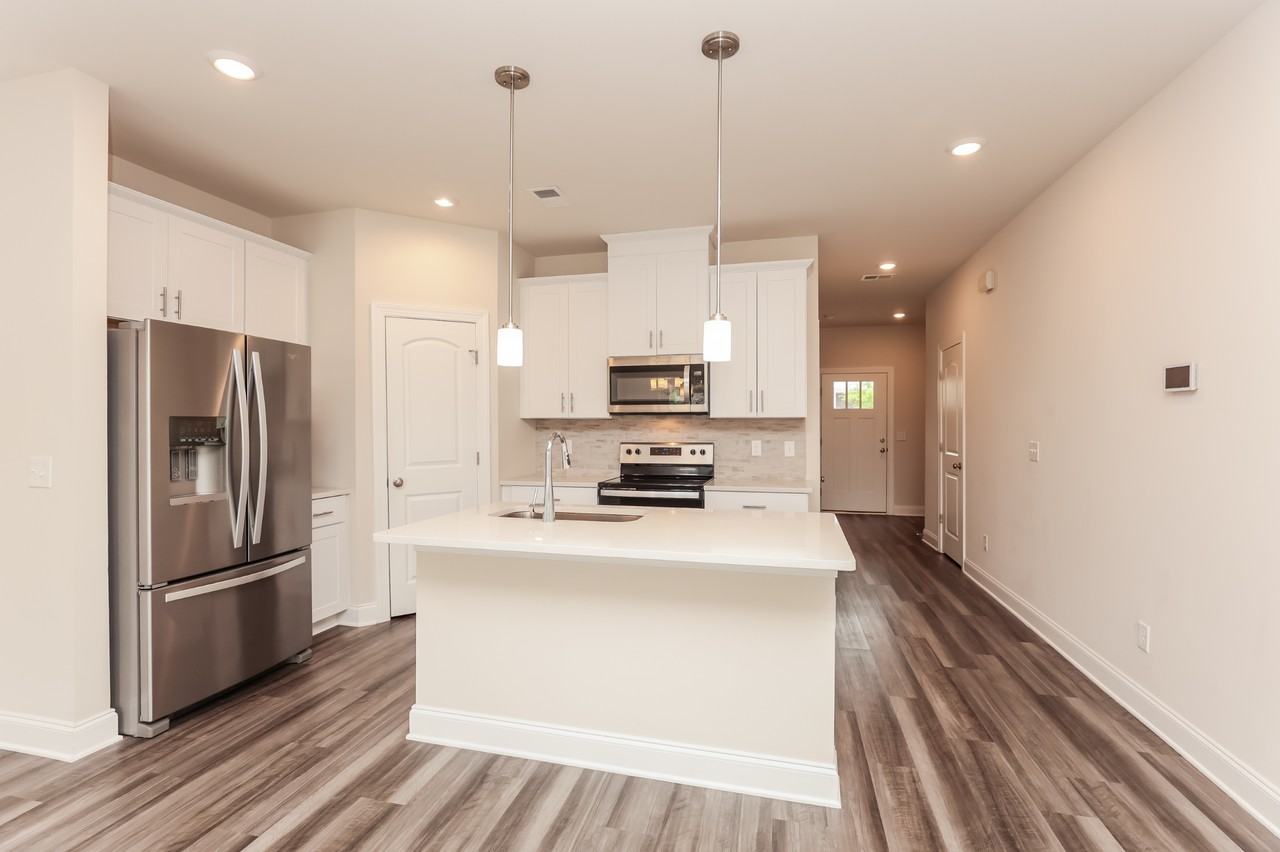 809 Arrington Way - Photo 7 of 19