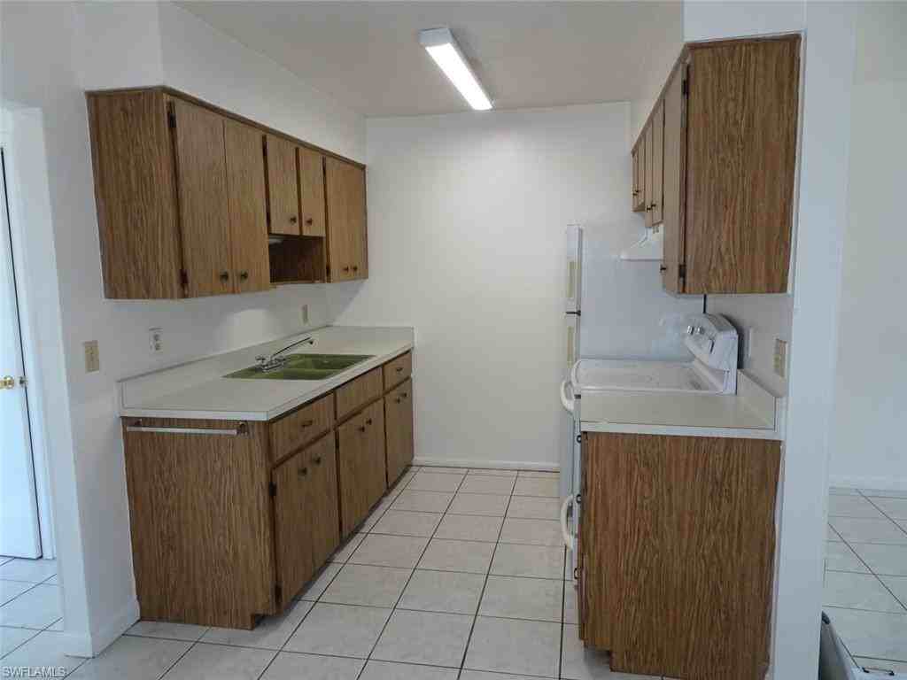 221 Cape Coral Parkway West #2 - Photo 6 of 19